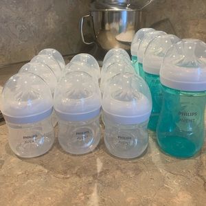 15 Phillip’s Avent Natural Response Bottles